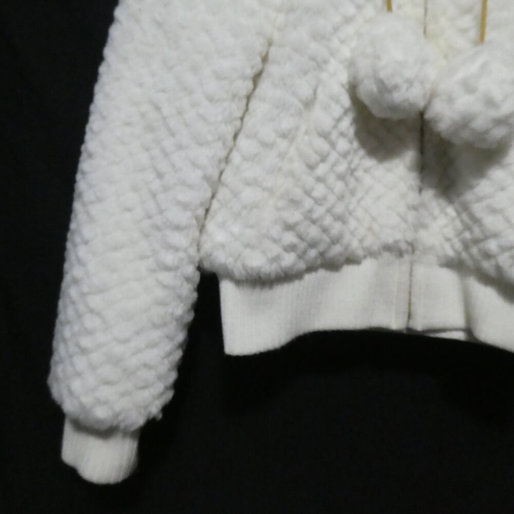 ECKO UNLTD RED | White Quilted Faux Fur Jacket with Pom Pom Hood Drawstring - Picture 9 of 16